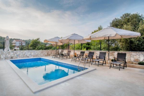 Luxury apartments Alkar with swimming pool